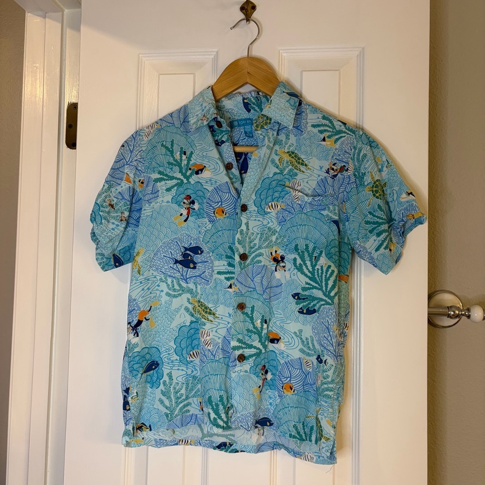 Disney Exclusive Aulani Button Down Short Sleeve Tori Richard Size Large 10-12